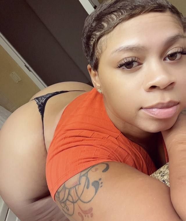 Your Hot naughty girl is available in your city for maximum fun and pleasure text me to have an unforgettable experience 🍆🍆🍇🍇 - Image 2